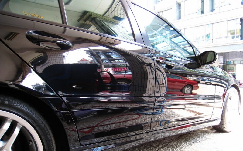 полировка кузова автомобиля и покрытие жидким стеклом