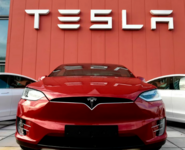 Электрический автомобиль Tesla Model 3 стал лидером продаж
