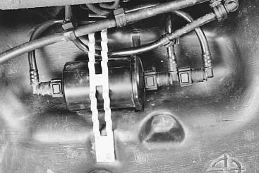 Проверка давления в системе питания двигателя | Renault | Руководство Renault