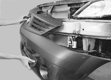 Ремонт Renault Logan : Замена блок-фары