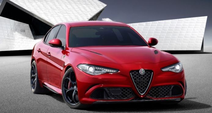 Официальная премьера нового купе Alfa Romeo была перенесена на 2018 год