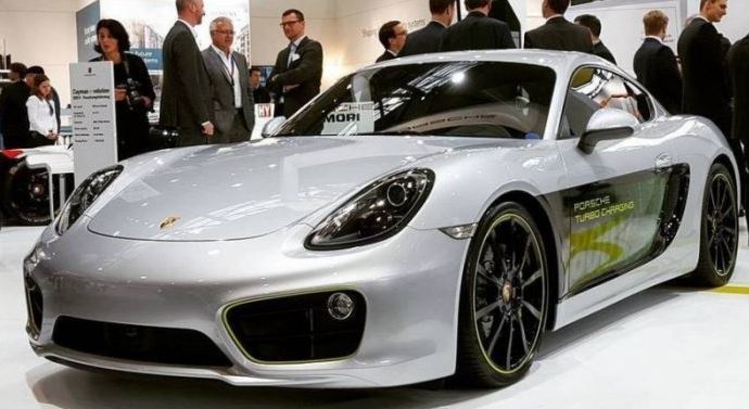 Porsche Cayman: в Штутгарте состоялась премьера электрического прототипа