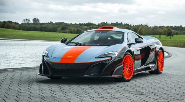 Компания McLaren выпустила спецверсию авто в честь гоночного суперкара