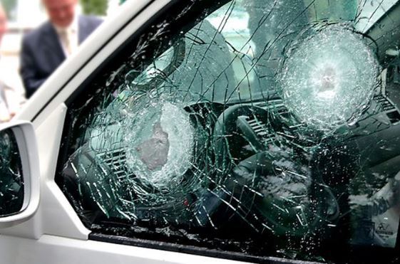 Бронирование стекол автомобиля: нужно ли?