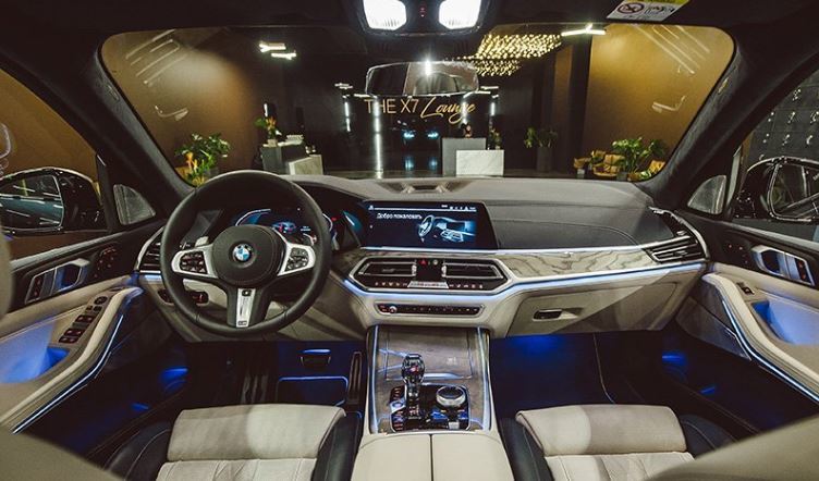 Россиянам показали новую версию BMW X7