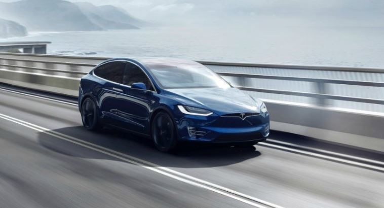 Завершились продажи доступных версий Tesla Model S и Model X