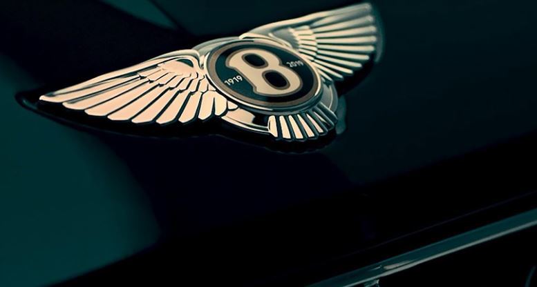 Компания Bentley привезет новый автомобиль на выставку в Женеве