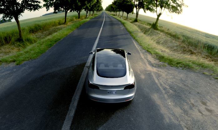 Электрические автомобили Tesla могут сами диагностировать неполадки
