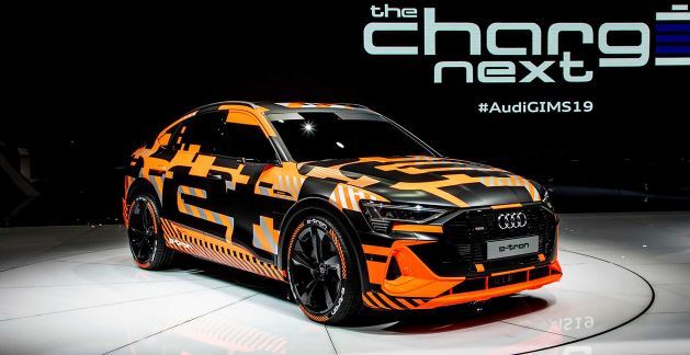 Компания Audi анонсировала премьеру нового электрического кроссовера