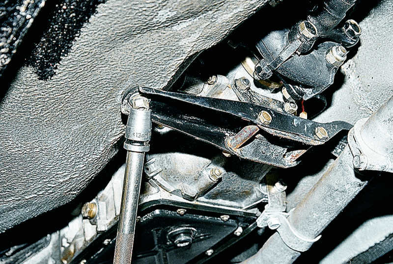 Перед снятием кардана с автомобиля надо ли ставить метки на эластичной муфте?