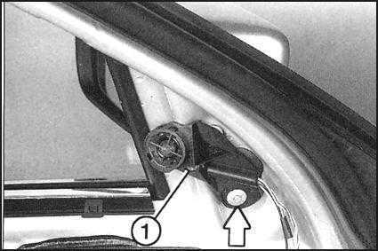  Снятие и установка наружного зеркала BMW 5 (E39)