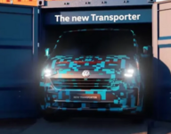 Volkswagen впервые показал Transporter нового поколения